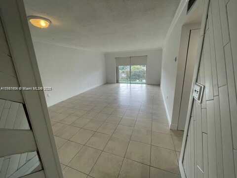 11905 NE 2nd Ave, North Miami, FL 33161