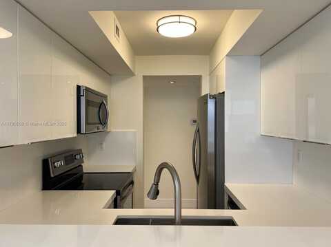 8205 SW 152nd Ave, Miami, FL 33193