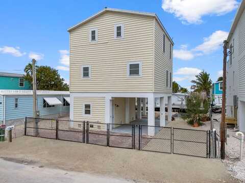 215 Allen Ave, Key Largo, FL 33037