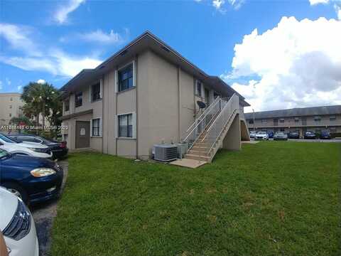 7662 SW 152nd Ave, Miami, FL 33193