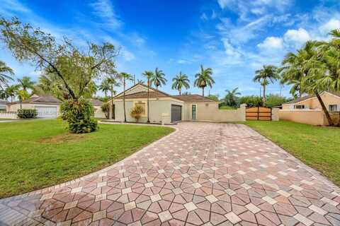 15385 SW 152nd Ter, Miami, FL 33187