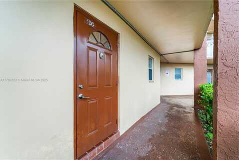 9001 Sunrise Lakes Blvd, Sunrise, FL 33322