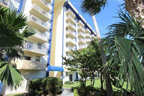 801 NW 47th Ave, Miami, FL 33126