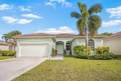 2821 Augusta Dr, Homestead, FL 33035
