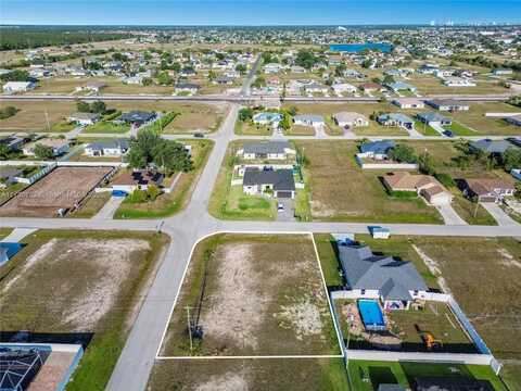 2104 NE 7TH AVE, Cape Coral, FL 33909
