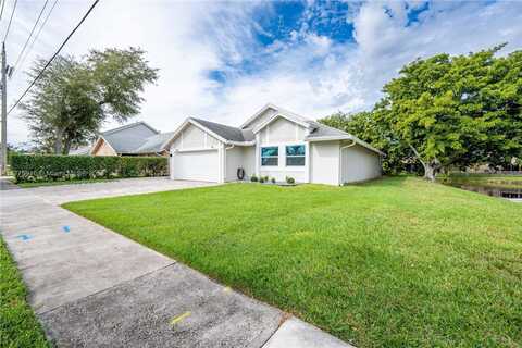 3185 NW 120th Way, Sunrise, FL 33323