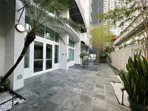 234 NE 3rd St, Miami, FL 33132