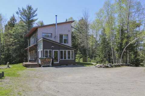 1300 Belfast Road, Knox, ME 04986