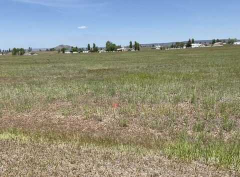 Cotton Dr, Alturas, CA 96101