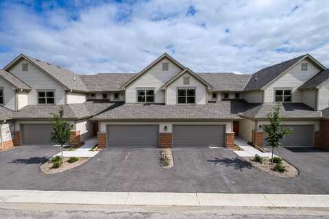 165 Aerie Cir, Brookfield, WI 53045