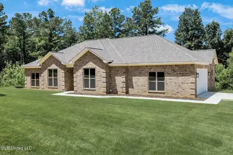 368 Magnolia Circle, Sarah, MS 38665