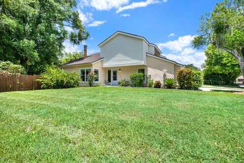 13902 BARDMOOR PLACE, TAMPA, FL 33618
