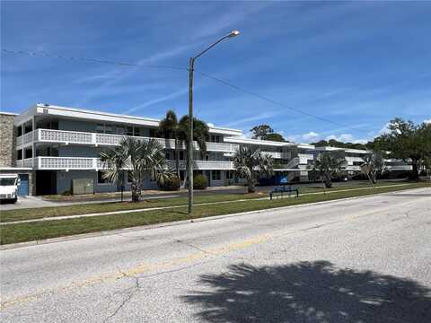 4715 BAY STREET NE, Saint Petersburg, FL 33703
