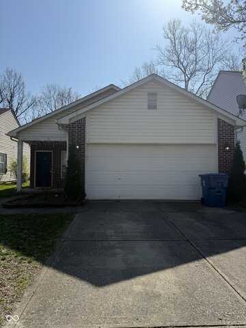 8219 Lake Tree Lane, Indianapolis, IN 46217