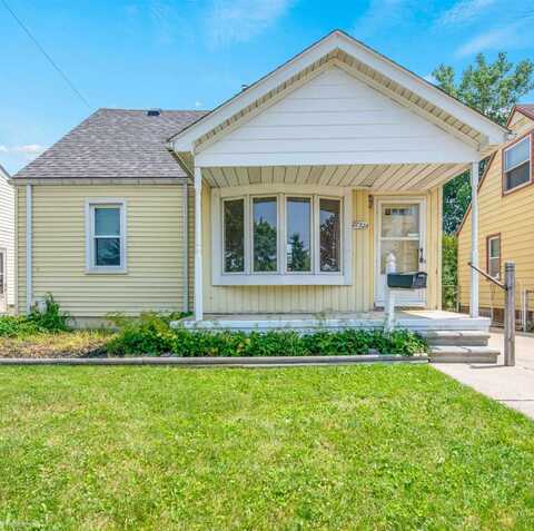 27324 Larchmont, Saint Clair Shores, MI 48081