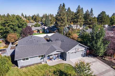 1672 NE Meadow Lane, Bend, OR 97701