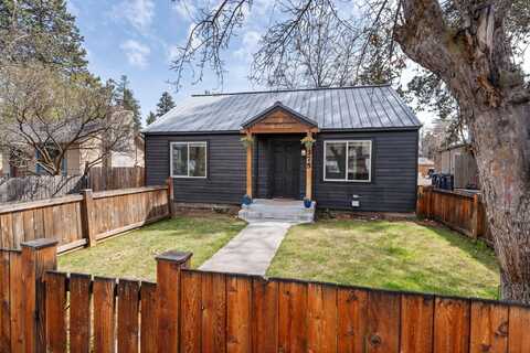375 SE Miller Avenue, Bend, OR 97702