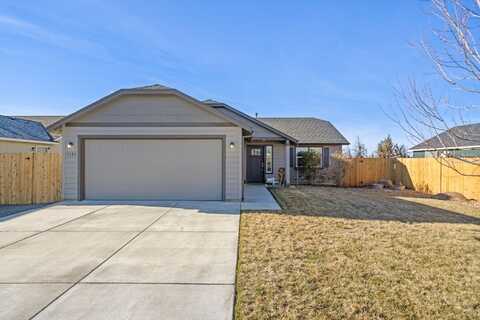 2393 NE 3rd Street, Redmond, OR 97756