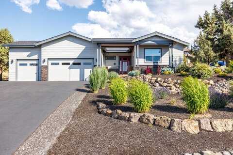 1203 Highland View Loop, Redmond, OR 97756