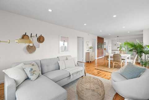 360 Tabor DR, Scotts Valley, CA 95066