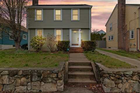 409 Eaton St, Providence, RI 02908