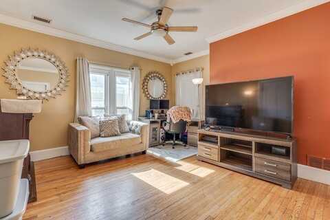 67 Thompson Street, Springfield, MA 01108