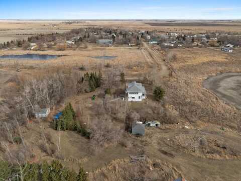 401 2nd Ave, Deering, ND 58731