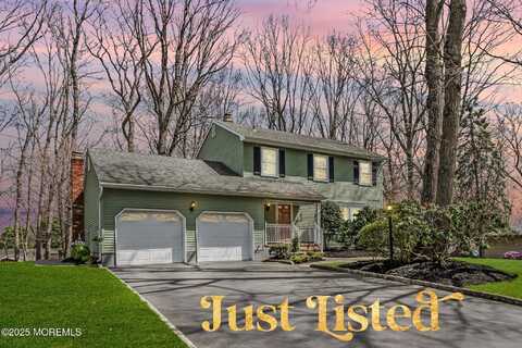 23 Manalapan Woods Drive, Manalapan, NJ 07726