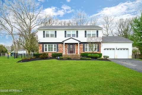 13 Mohawk Lane, Manalapan, NJ 07726