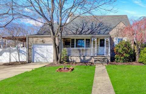 689 Nicolls Road, Deer Park, NY 11729