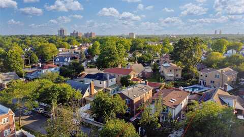 53-40 198 Street, Fresh Meadows, NY 11365