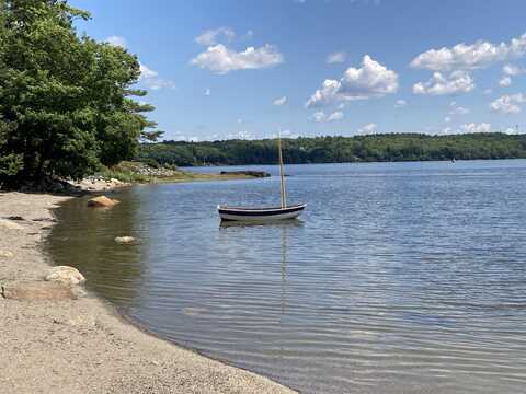22 Bayview Drive, Stockton Springs, ME 04981