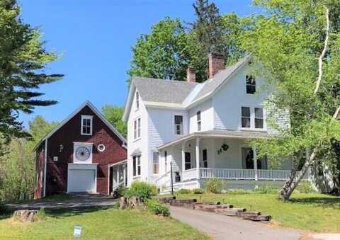 86 Summer Street, Dover-Foxcroft, ME 04426