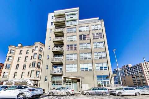 770 W Gladys Avenue, Chicago, IL 60661