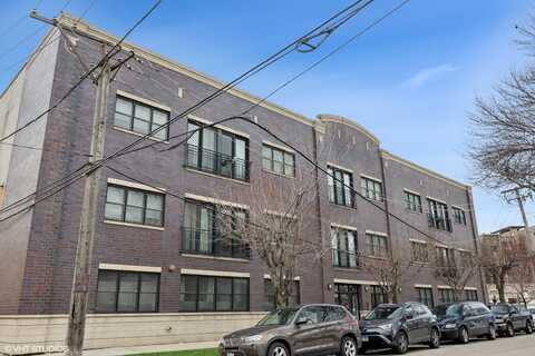 2310 W Nelson Street, Chicago, IL 60618