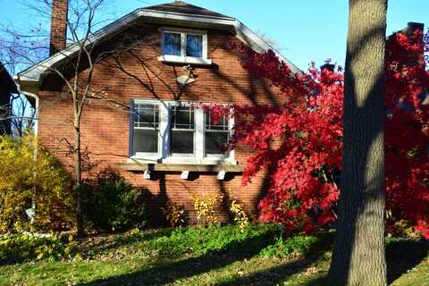 1007 Dobson Street, Evanston, IL 60202