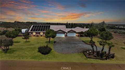 8768 El Centro Road, Phelan, CA 92371