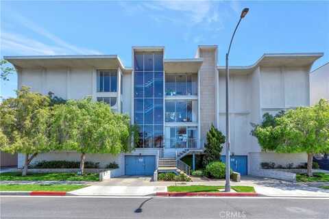 444 Obispo Avenue, Long Beach, CA 90814