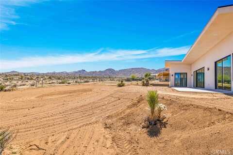 7835 Elwood Street, Joshua Tree, CA 92252