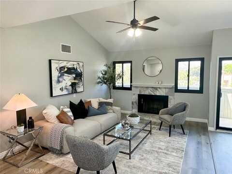 27130 Hidaway Avenue, Canyon Country, CA 91351