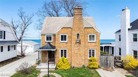 2509 Walnut Boulevard, Ashtabula, OH 44004