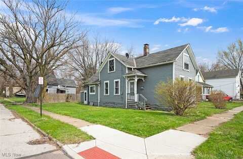 4507 Lester Avenue, Cleveland, OH 44127