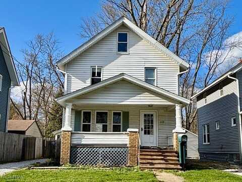 613 Grant Avenue, Cuyahoga Falls, OH 44221