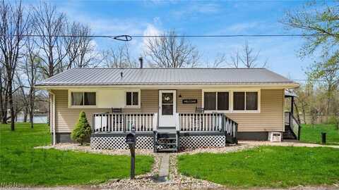 3020 State Route 376, Stockport, OH 43787