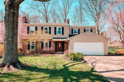 702 N Revere Road, Akron, OH 44333