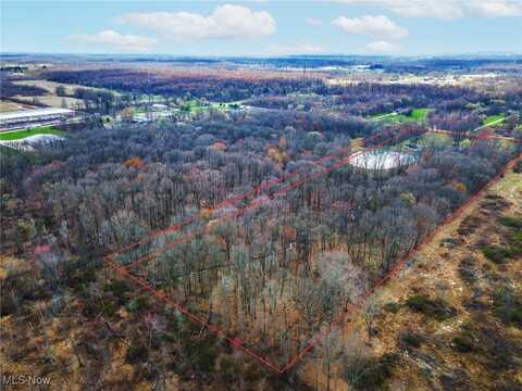 N Duck Creek Road, Jackson, OH 44451