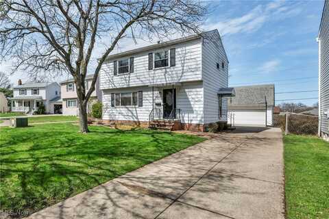 882 Pelley Drive, Cleveland, OH 44109