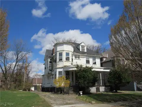 1831 Knowles Street, East Cleveland, OH 44112