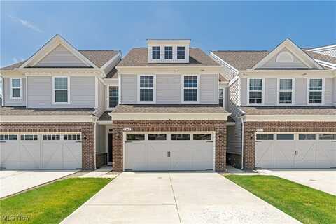 835-2 Dipper Lane, Aurora, OH 44202
