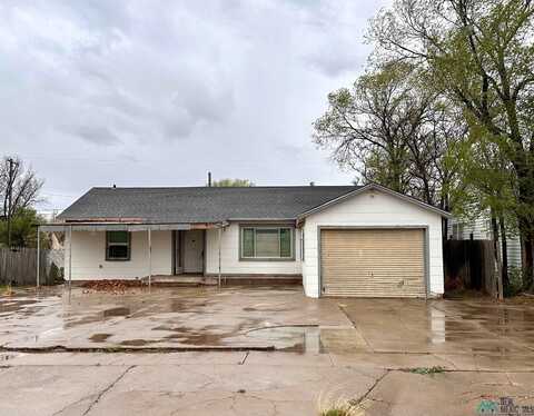 2312 Axtell Street, Clovis, NM 88101